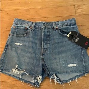 Levi’s Wedgie Shorts with Patched Pockets